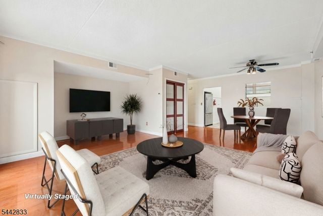 281 Browertown Rd 304, Woodland Park, NJ 07424