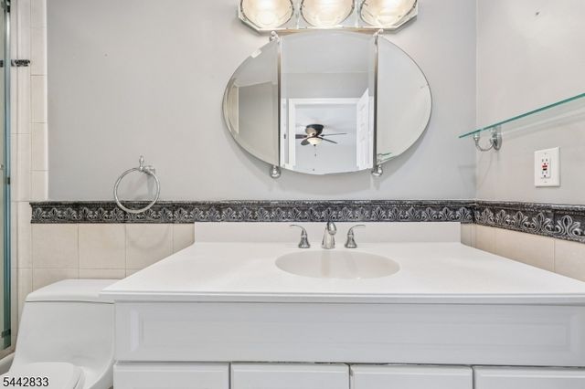 281 Browertown Rd 304, Woodland Park, NJ 07424