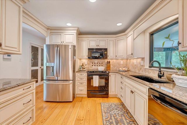 5141 Crossbow CIR, Roanoke, VA 24018