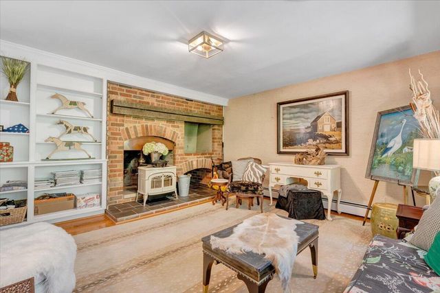5141 Crossbow CIR, Roanoke, VA 24018