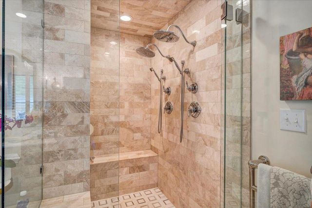 5141 Crossbow CIR, Roanoke, VA 24018
