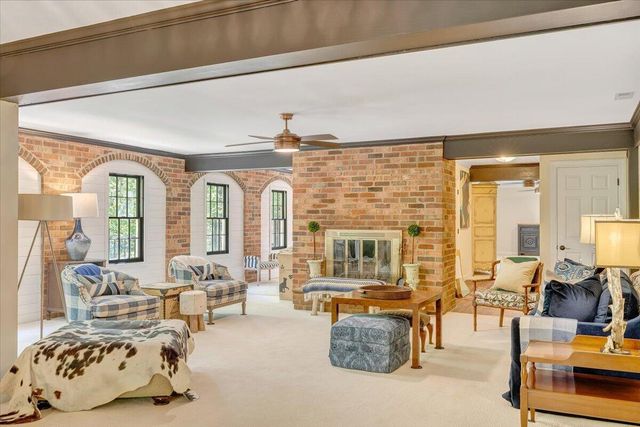 5141 Crossbow CIR, Roanoke, VA 24018