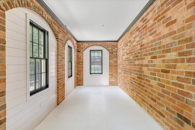 5141 Crossbow CIR, Roanoke, VA 24018