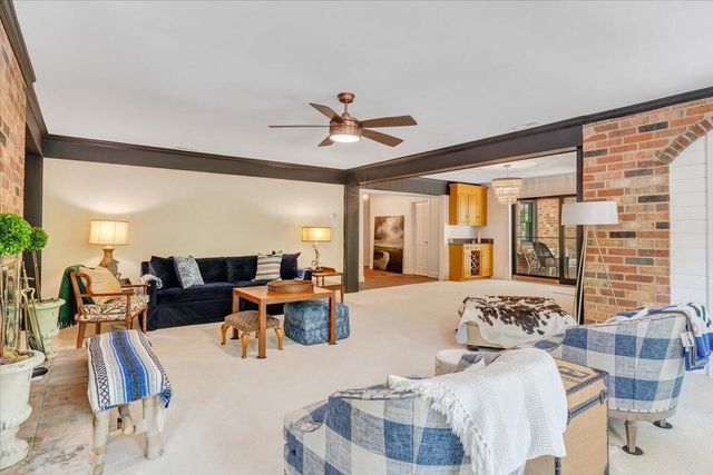 5141 Crossbow CIR, Roanoke, VA 24018