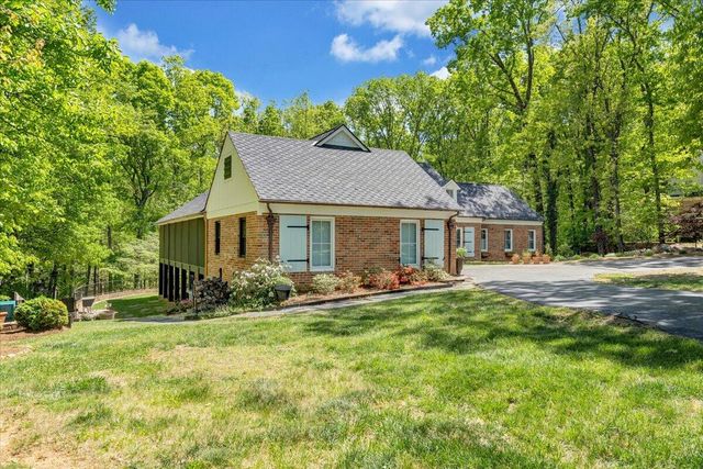 5141 Crossbow CIR, Roanoke, VA 24018