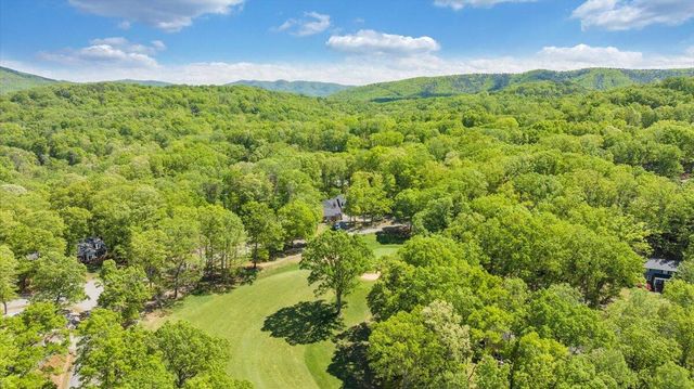 5141 Crossbow CIR, Roanoke, VA 24018