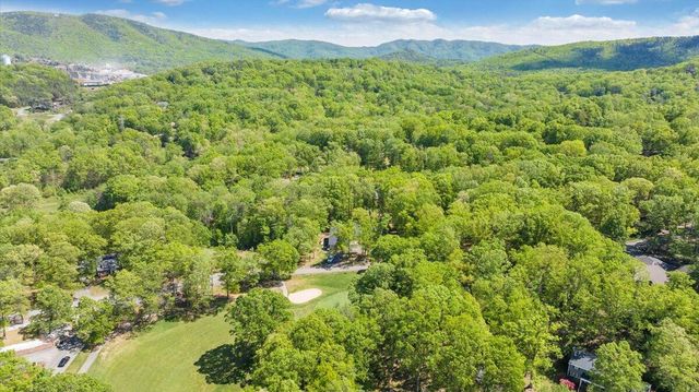 5141 Crossbow CIR, Roanoke, VA 24018