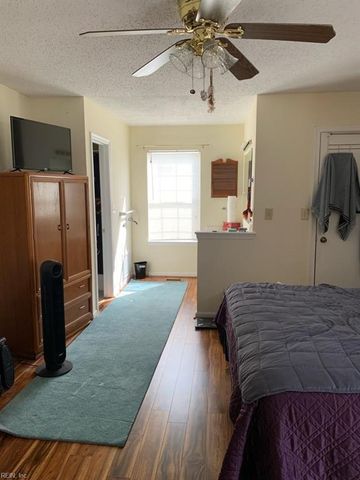 4524 Genoa CIR, Virginia Beach, VA 23462