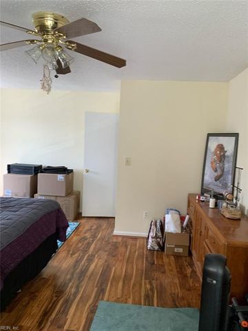 4524 Genoa CIR, Virginia Beach, VA 23462