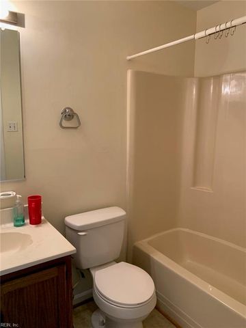 4524 Genoa CIR, Virginia Beach, VA 23462