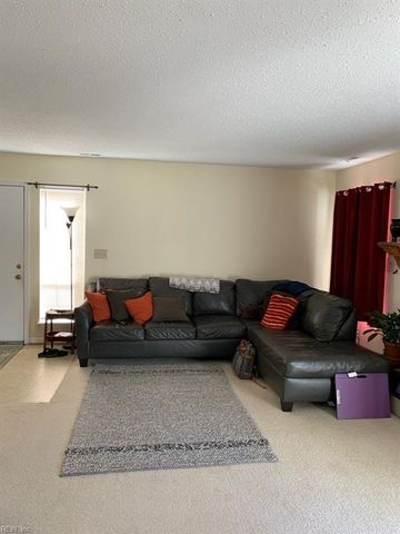 4524 Genoa CIR, Virginia Beach, VA 23462