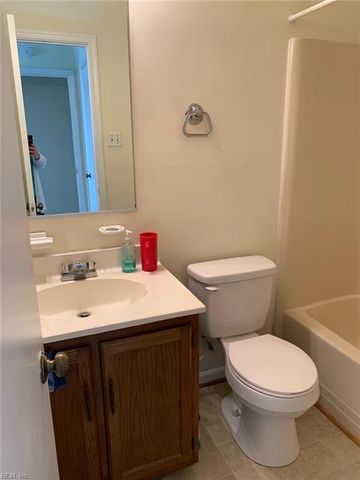 4524 Genoa CIR, Virginia Beach, VA 23462