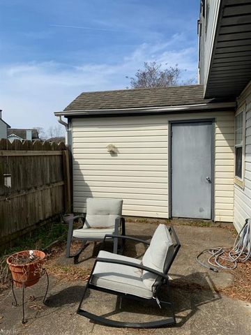4524 Genoa CIR, Virginia Beach, VA 23462