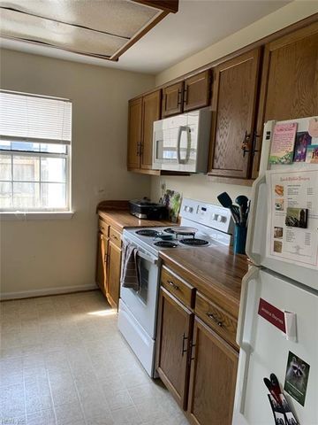 4524 Genoa CIR, Virginia Beach, VA 23462
