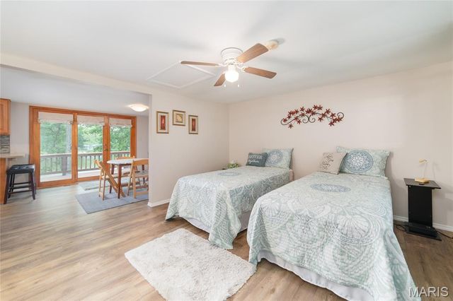 13764 E Sunrise Lake Drive, De Soto, MO 63020