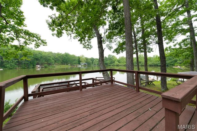 13764 E Sunrise Lake Drive, De Soto, MO 63020