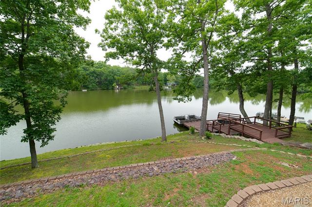 13764 E Sunrise Lake Drive, De Soto, MO 63020