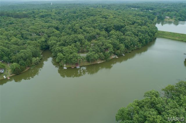 13764 E Sunrise Lake Drive, De Soto, MO 63020