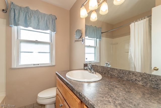 595 Dickerson Road, Willowick, OH 44095