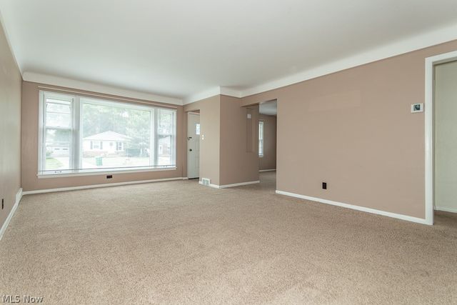 595 Dickerson Road, Willowick, OH 44095