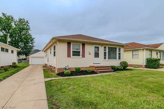 595 Dickerson Road, Willowick, OH 44095