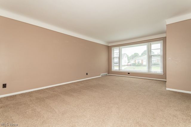 595 Dickerson Road, Willowick, OH 44095