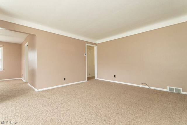 595 Dickerson Road, Willowick, OH 44095