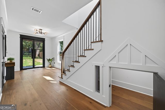 274 White Street, Hoschton, GA 30548