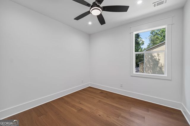 274 White Street, Hoschton, GA 30548