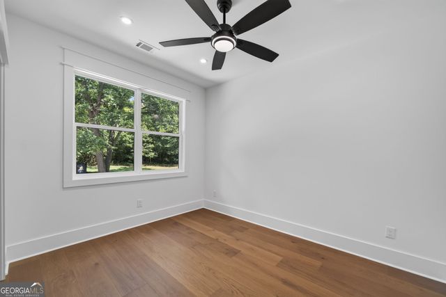 274 White Street, Hoschton, GA 30548