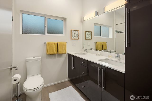 2042 42nd Avenue E, Seattle, WA 98112