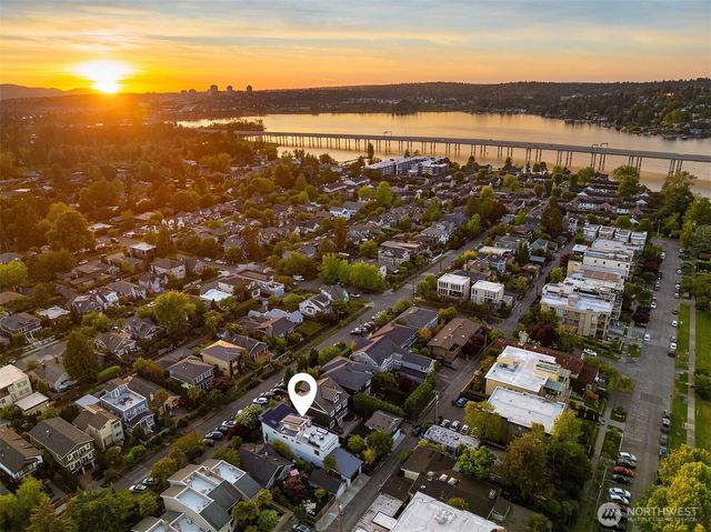 2042 42nd Avenue E, Seattle, WA 98112