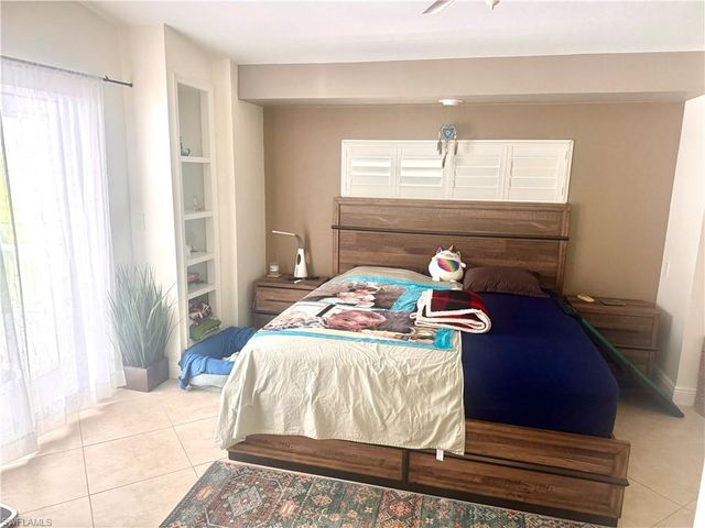 4392 11th AVE SW, Naples, FL 34116