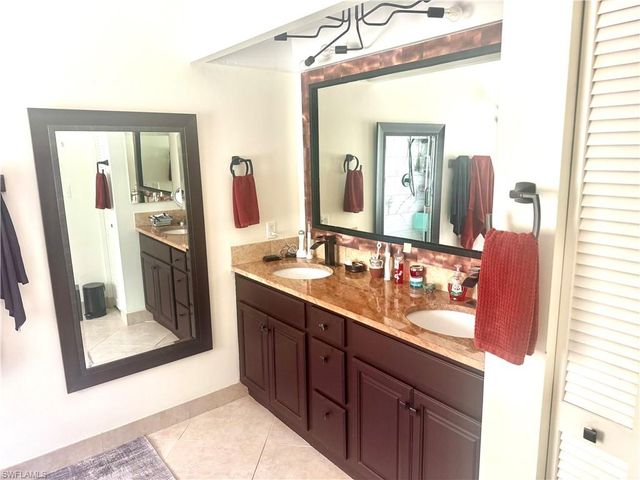 4392 11th AVE SW, Naples, FL 34116
