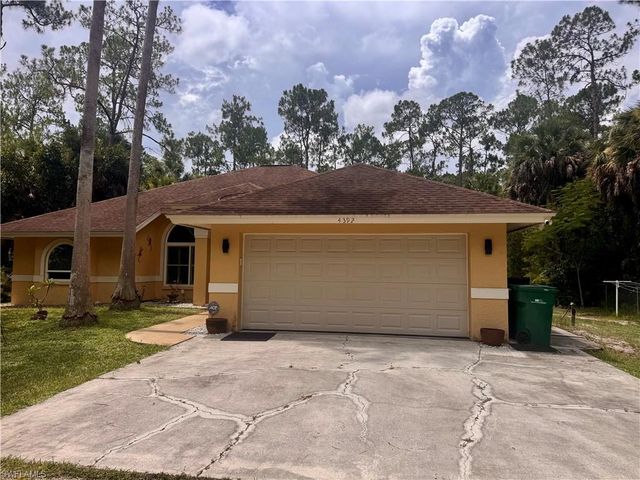 4392 11th AVE SW, Naples, FL 34116