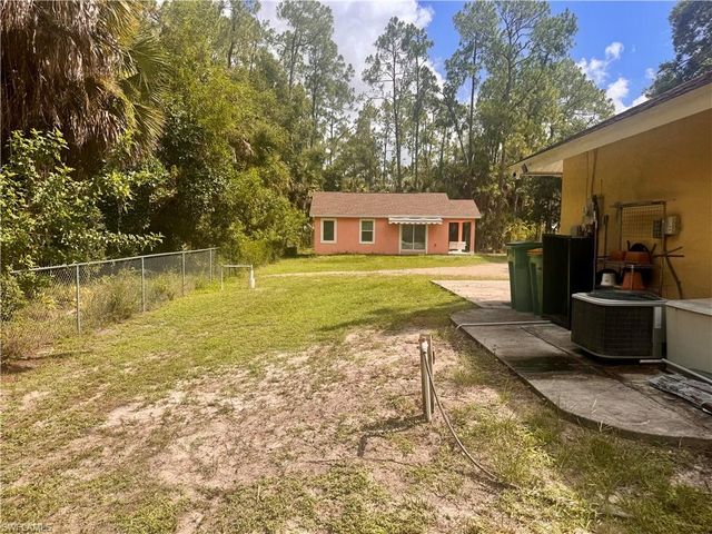 4392 11th AVE SW, Naples, FL 34116