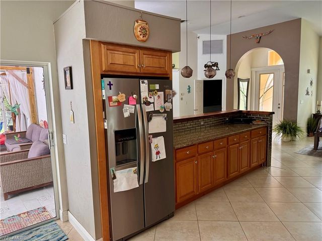 4392 11th AVE SW, Naples, FL 34116