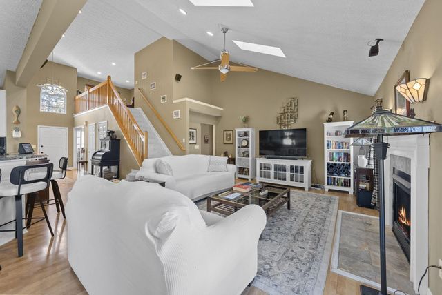 8210 Glenmore Drive, Powell, OH 43065