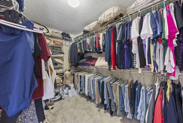 8210 Glenmore Drive, Powell, OH 43065