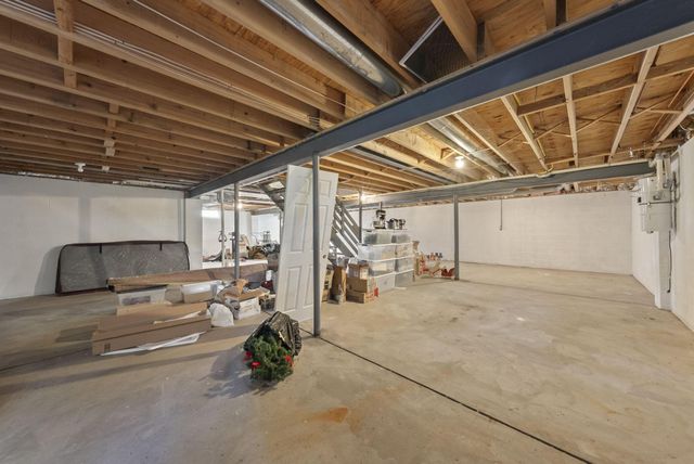 8210 Glenmore Drive, Powell, OH 43065