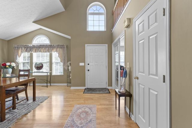 8210 Glenmore Drive, Powell, OH 43065