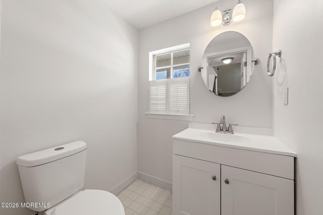 1 Canidae Court, Tinton Falls, NJ 07753