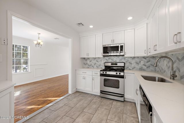 1 Canidae Court, Tinton Falls, NJ 07753