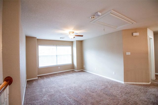 3318 Shadowcrest Court, Montgomery, TX 77356