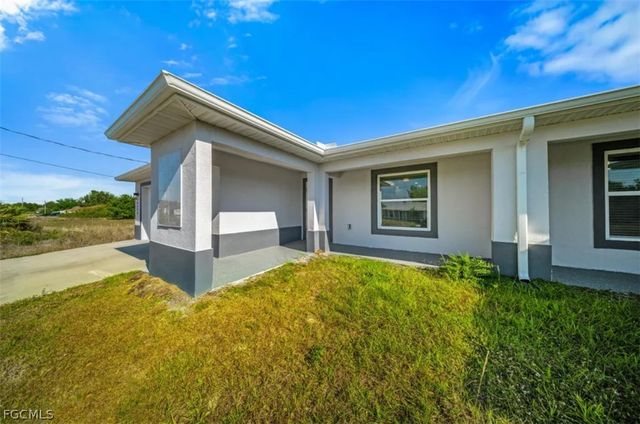 4414 28th ST SW, Lehigh Acres, FL 33973