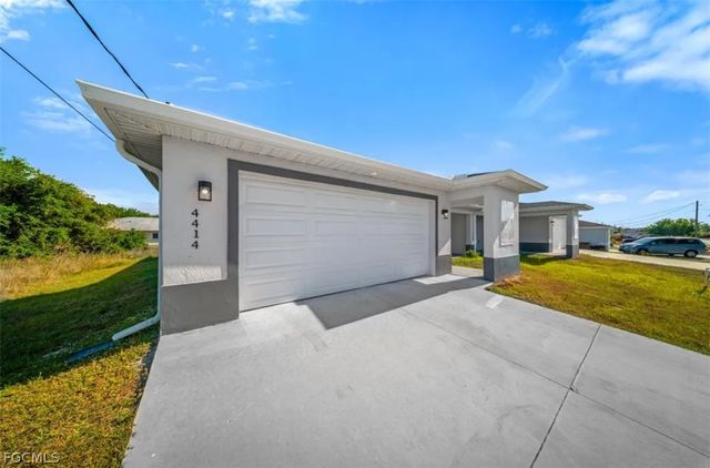 4414 28th ST SW, Lehigh Acres, FL 33973