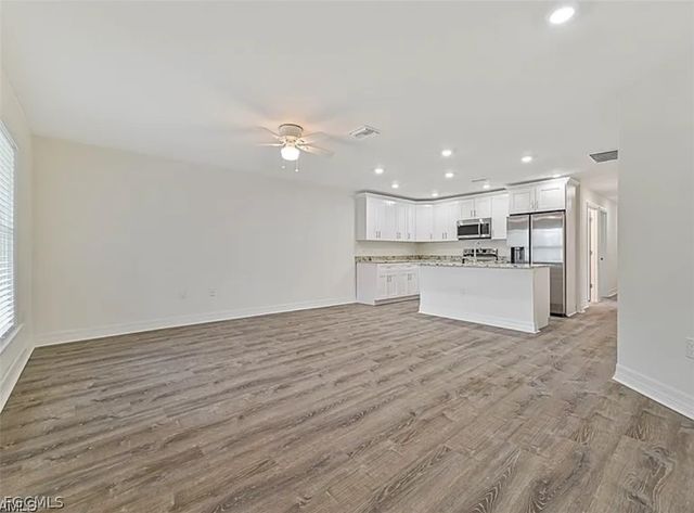 4414 28th ST SW, Lehigh Acres, FL 33973