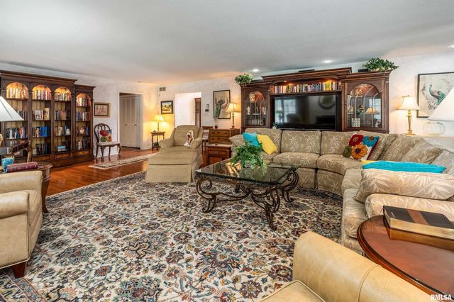 15866 Moellers Road, Marion, IL 62959