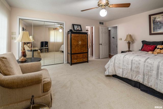 15866 Moellers Road, Marion, IL 62959