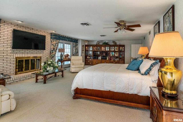 15866 Moellers Road, Marion, IL 62959